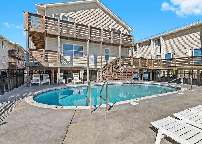 Double The Fun 2 Near With Pool Holiday home